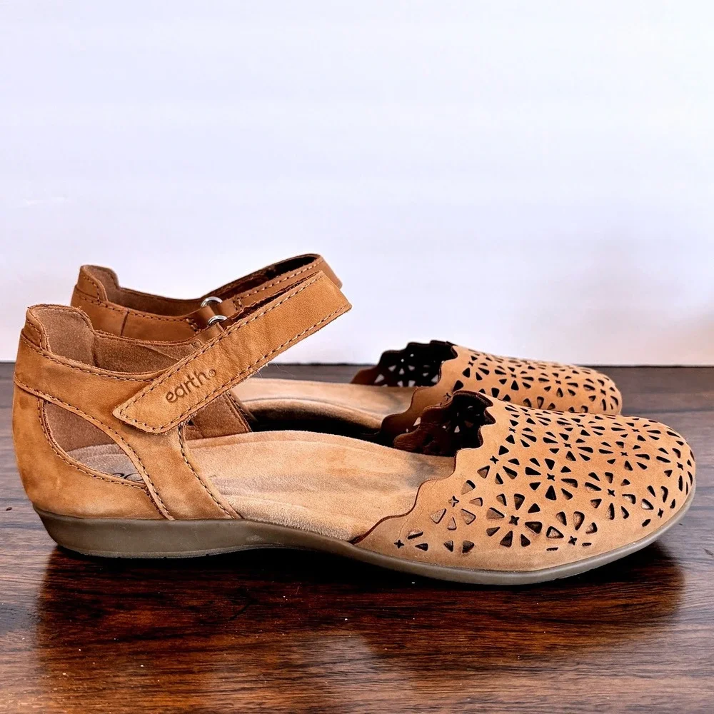 Earth Origins Etbella Bronnie Perforated Leather Mary Janes Sz 9 Comfort Shoes